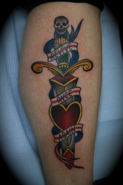 Tatuagem Braço Punhal por All Star Ink Tattoos