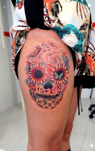 Skull Flower Thigh Tattoo