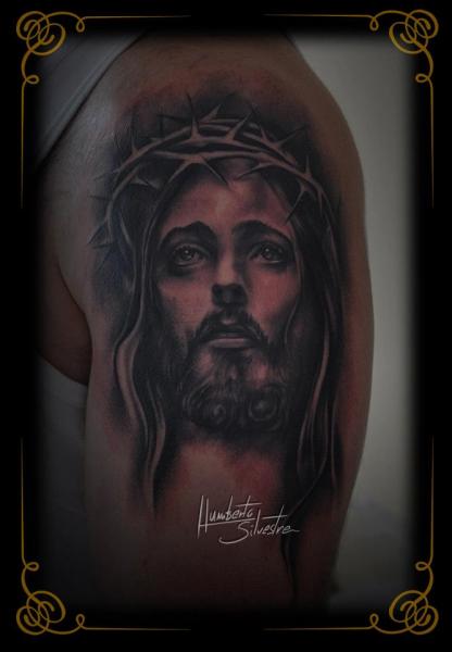 Jesus Religiös Schulter Tattoo von <b>Golden Dragon</b> Tattoo - tattoo-shoulder-religious-jesus