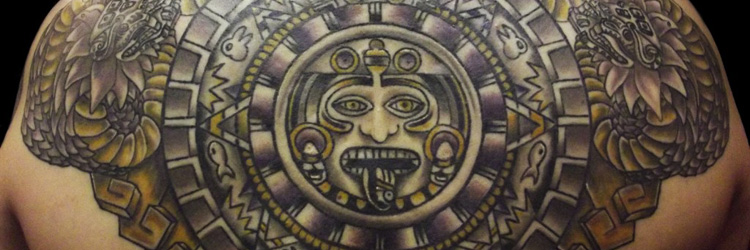 tatouage aztèque et maya