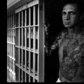 Tatuaggi in prigione: design e significati