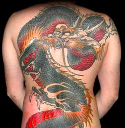 japoński tatuaż ze smokiem