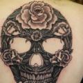 Totenkopf Rücken tattoo von Diamond Jacks