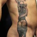 tatuaje Fantasy Serpiente Lado Mujer por Diamond Jacks