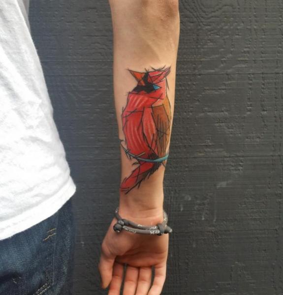 Tatuaje Brazo Pájaro Abstracto por Adrenaline Vancity