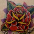 Brust Old School Blumen tattoo von Adrenaline Vancity
