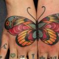 New School Hand Schmetterling tattoo von Adrenaline Vancity