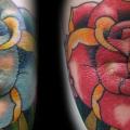 New School Blumen tattoo von Hell To Pay Tattoo