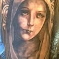 tatuaggio Braccio Religiosi Madonna di Holy Cow Tattoos