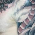 tatuaje Hombro Dragón por Wrexham Ink