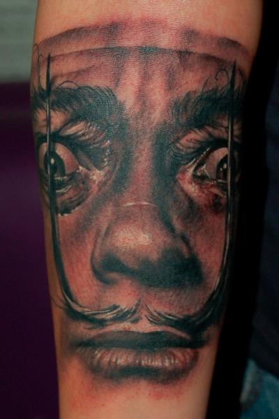 Tatuaggio Braccio Realistici Salvador Dali di Adam Barton