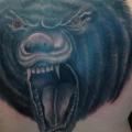 Rücken Bären tattoo von American Made Tattoo