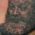Porträt Brust tattoo von Apocalypse Tattoo