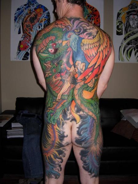 Tatuaje Japoneses Pavo Real Espalda Dragón por Burning Monk Tattoo