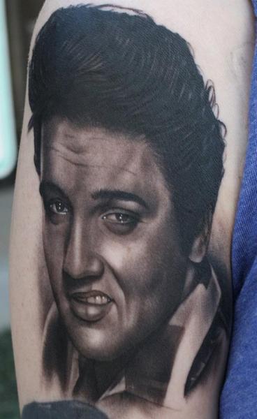 Arm Porträt Realistische Elvis Tattoo von Black 13 Tattoo