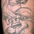 tatuaje Brazo Cráneo por Bugaboo Tattoo