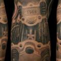 Motor tattoo by Caesar Tattoo