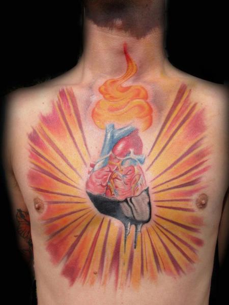 Tatuagem Peito Coração por Cartel Ink Works