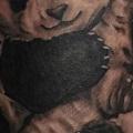 Arm Panda tattoo von Richard Vega Tattoos
