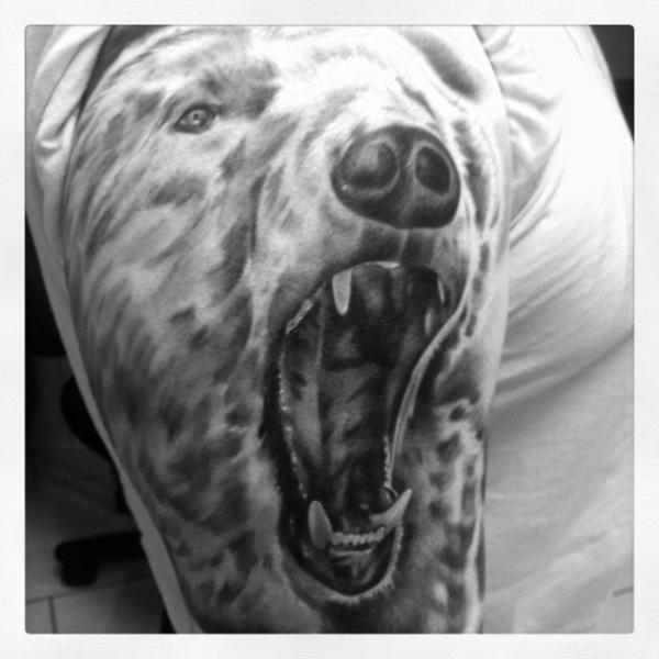 Shoulder Realistic Bear Tattoo by Richard Vega Tattoos