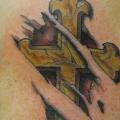 tatuaggio Spalla Croce di Divinity Tattoo