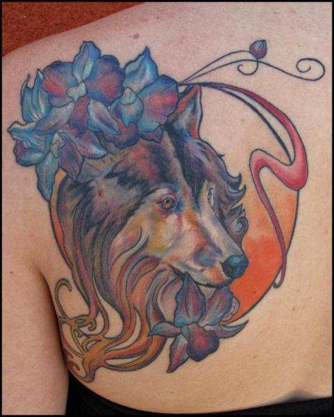 Tatuaggio Spalla Cane di Divinity Tattoo