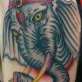 tatuaje Hombro Elefante por Electric Ladyland