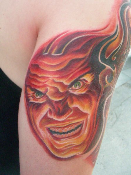 Arm Fantasie Held Tattoo von Bloody Blue Tattoo