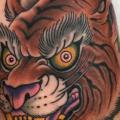 tatuaje Pierna Tigre por Full Circle Tattoos