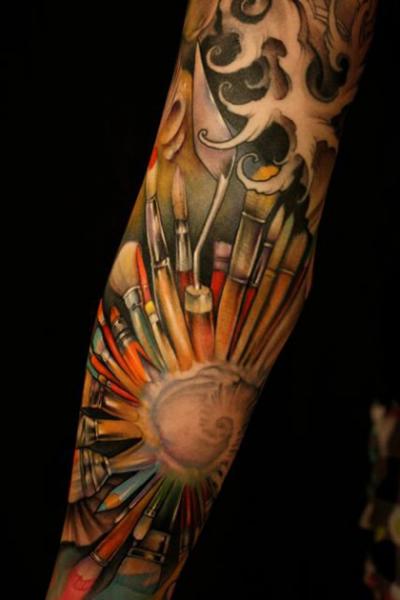 Tatuaggio Braccio Pennello di Jeff Gougue