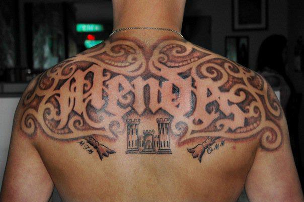 Tatuaż Napisy Plecy przez Good Mojo Tattoos