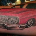 Arm Realistische Auto tattoo von Hb Tattoo