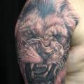 Schulter Realistische Löwen tattoo von Immortal Image Tattoos