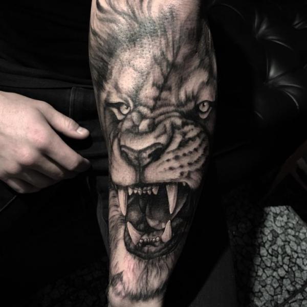 Arm Realistic Lion Tattoo by Art Corpus