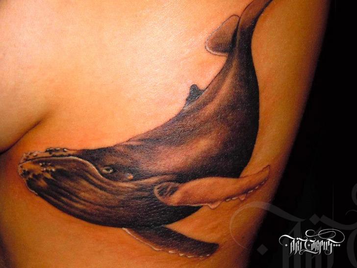 Tatuaggio Realistici Fianco Balena di Art Corpus
