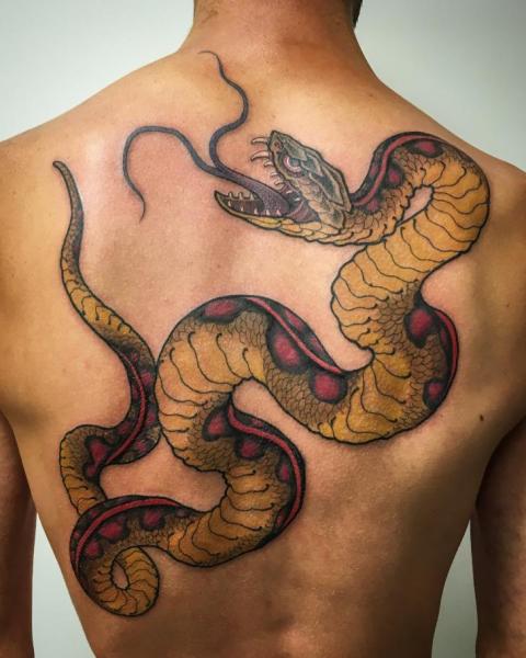 Tatuaggio Serpente Schiena di Art Corpus