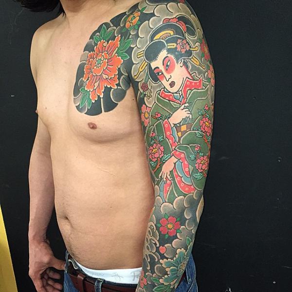Tatuaggio Braccio Giapponesi Geisha di Invisible Nyc