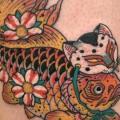 tatuaggio Gatto Coscia Pesce di Invisible Nyc