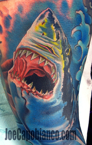 Tatuaje Tiburón por Joe Capobianco