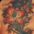 Shoulder Realistic Flower tattoo by Matthew Hamlet Tattoo
