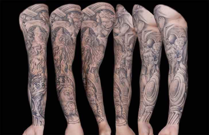 Tatuaggio Braccio Fantasy di Monte Tattoo