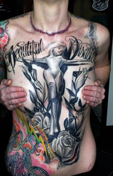 Fantasie Brust Tattoo von Plurabella Tattoo