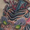 Seite Tiger Dolch tattoo von The Blue Rose Tattoo