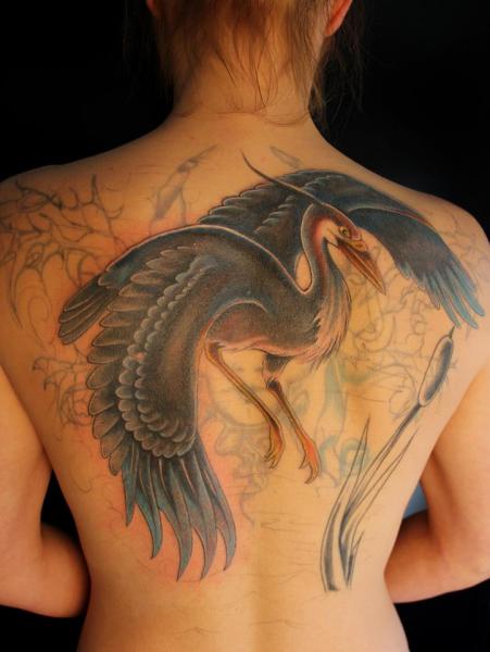 Tatouage Réaliste Retour Oiseau par Vitality Tattoo