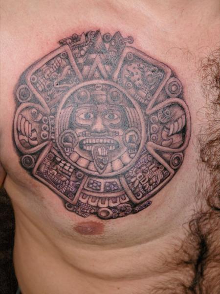 Грудь Майя татуировка от Andys Body Electric