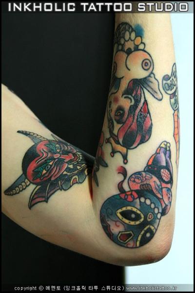 Arm Old School Tattoo by Inkholic Tattoo