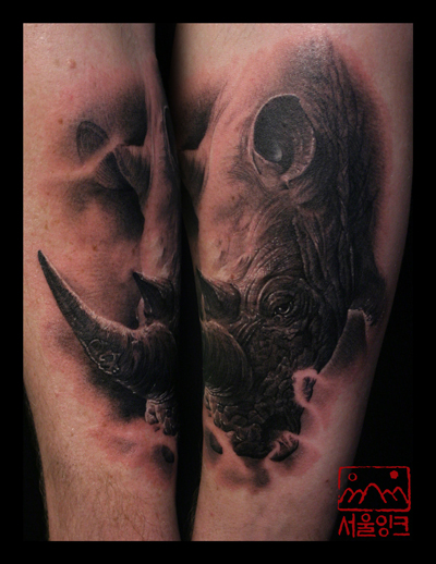 Tatuaje Brazo Realista Rinoceronte 3d por Seoul Ink Tattoo