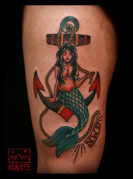 Old School Siren Anchor Thigh Tattoo by Seoul Ink Tattoo