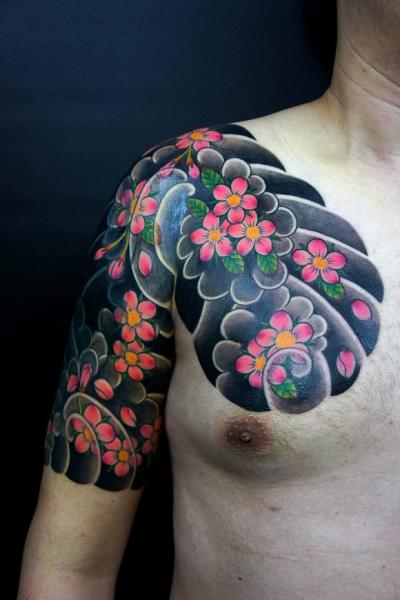 Shoulder Japanese Tattoo by Og Tattoo