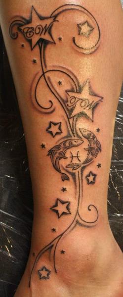 Tatuaż Gwiazda Kostka przez Artifex Tattoo